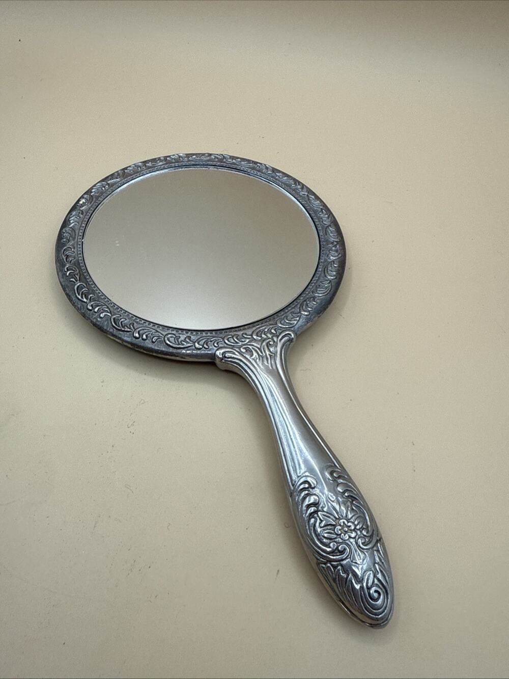Antique Vintage Beautiful Silver Plated Ornate Vanity Hand Held Mirror Heavy